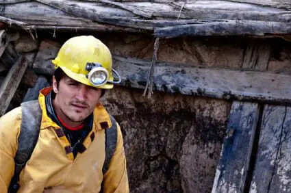 Construction Worker Dies in Dump Truck Accident at California Landfill 1 Mining worker