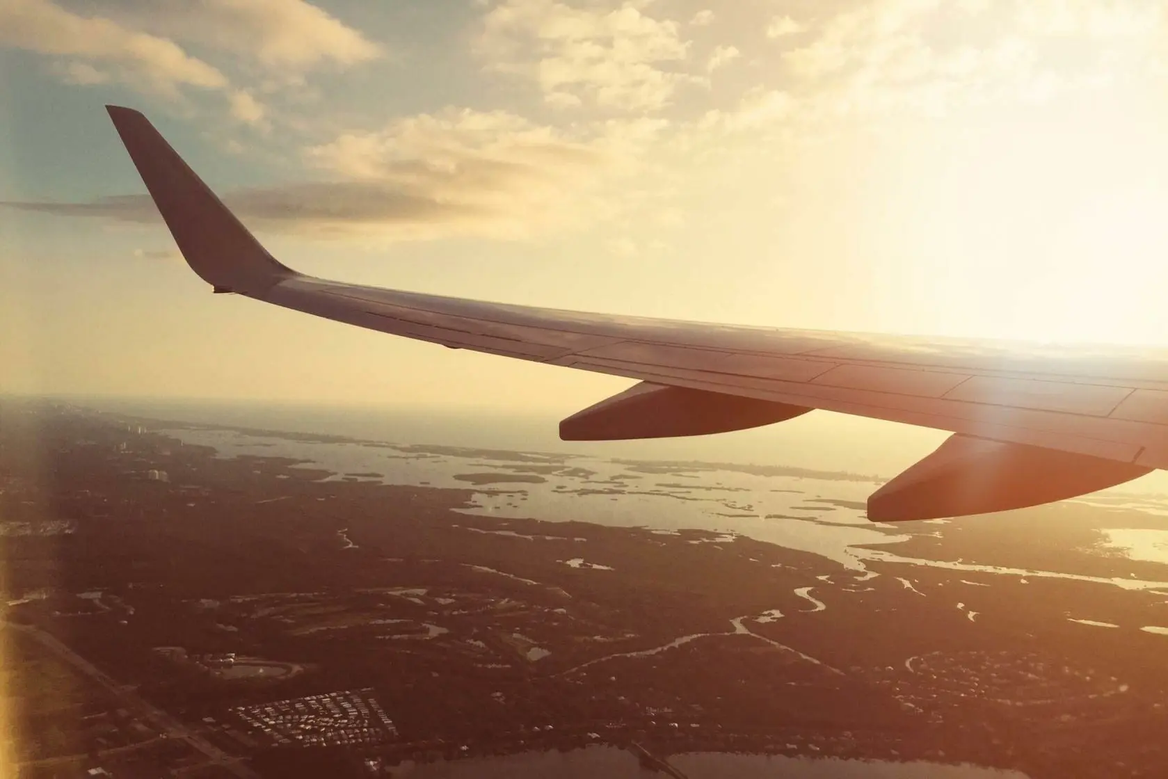 Tragic Plane Crash Kills 5 Passengers in Louisiana 1 Airplane wing