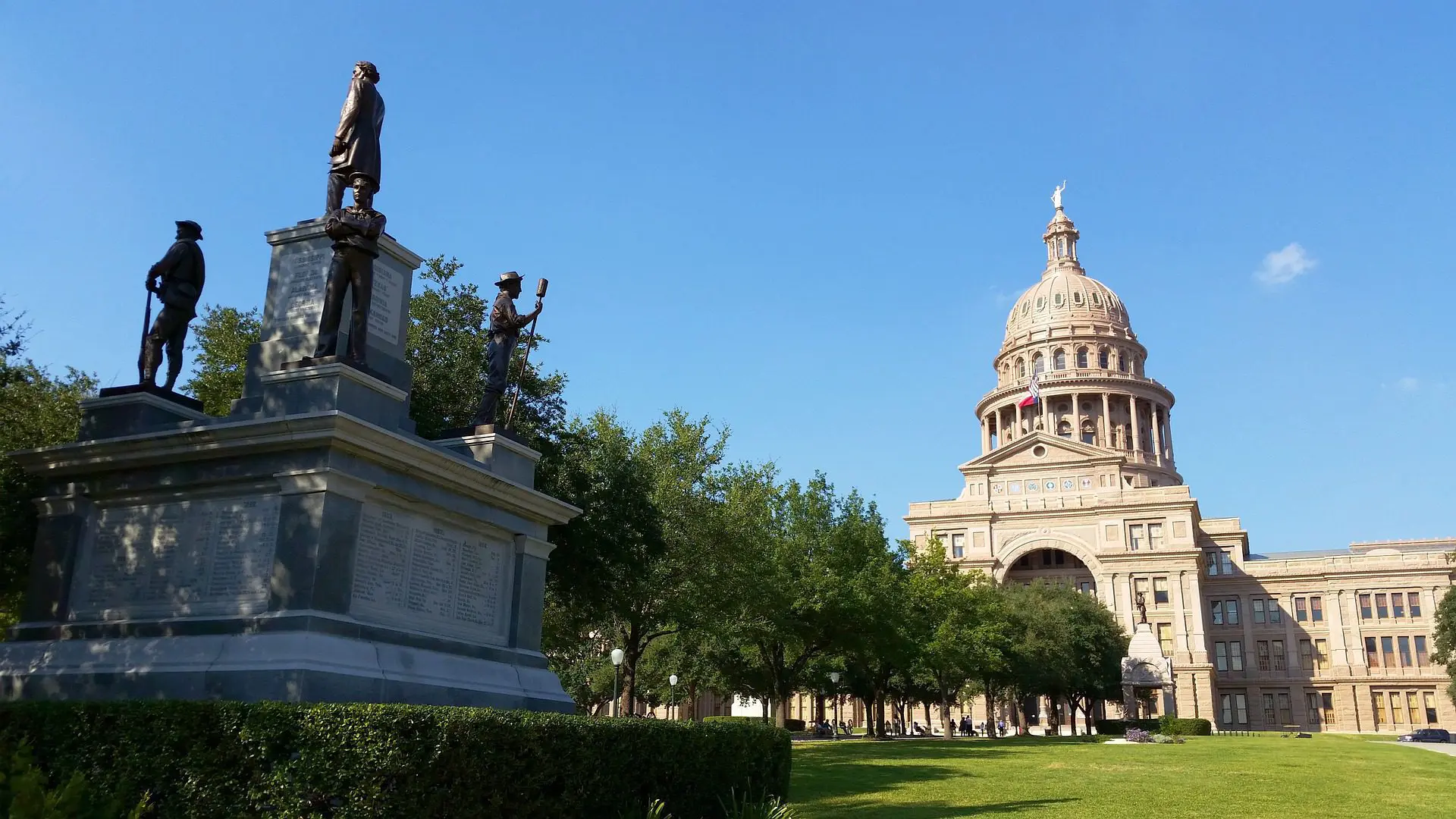 New Bill Will Make Texas Highways More Dangerous and Shift Insurance Liability from Guilty Trucking Companies to Individual Drivers and Small Businesses park 967983 1920