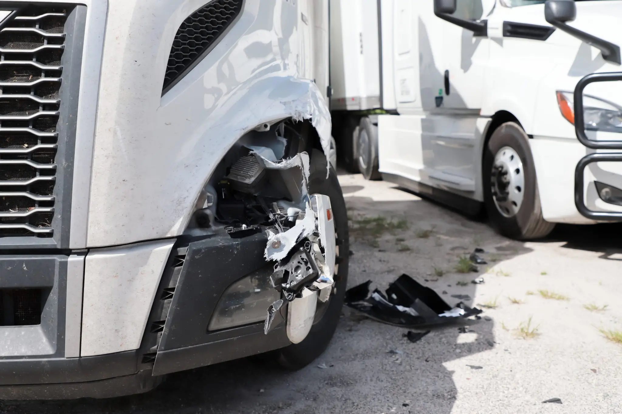 A Semi-Truck Hit My Car: How to Get an Accident Lawyer 1 semi-truck accident